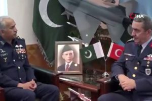 Hava Kuvvetleri Komutanı Orgeneral K&uuml;&ccedil;&uuml;kaky&uuml;z Pakistan'da