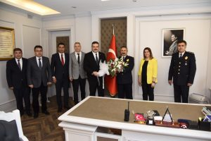 Rekt&ouml;r &Ccedil;omaklı'dan Polis Haftası ziyaretleri