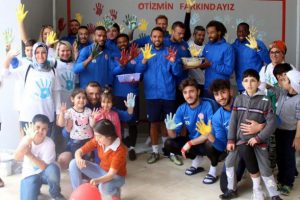 Antalyaspor'a Akdeniz Otizm Spor Kul&uuml;b&uuml; Derneği'nden ziyaret