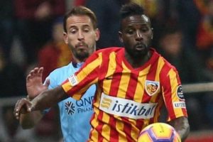 Mensah: Beşiktaş'a gidebilirim