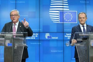 AB'den İngiltere'ye 'Brexit s&uuml;resini boşa harcama' &ccedil;ağrısı