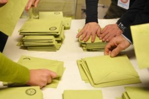 AK Parti'nin 'B&uuml;y&uuml;k&ccedil;ekmece' iddialarına CHP'den 'Iğdır' &ouml;rneğiyle yanıt