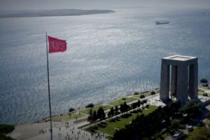 &Ccedil;evik sesler korosundan &Ccedil;anakkale i&ccedil;in anlamlı klip
