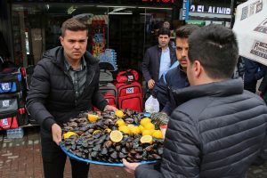 Bursa'da zabıtadan seyyara geçit yok