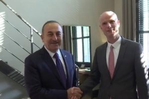 Bakan &Ccedil;avuşoğlu, Hollandalı mevkidaşı Blok ile heyetlerarası g&ouml;r&uuml;şme yaptı