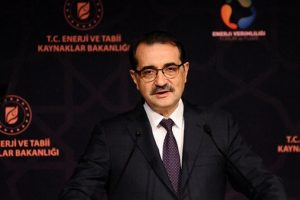 Bakan D&ouml;nmez: 200 milyon dolar o binalarda kullanılacak