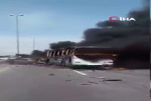 İran'da katliam gibi kaza: 7 &ouml;l&uuml; 14 yaralı