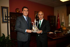 Bursa Yenişehir Belediye Başkanı Aydın'dan Dündar'a ziyaret