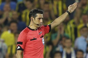 Ali Palabıyık'ın ilk Fenerbah&ccedil;e-Galatasaray derbisi
