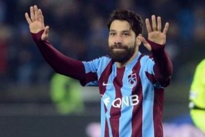 Trabzonspor, Olcay Şahan'ın s&ouml;zleşmesini 1 sezon kısalttı