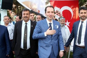 Saadet Partisi'ni icraya veren Erbakan'dan a&ccedil;ıklama
