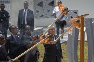 Ruanda'da soykırımı anma töreninde First Lady'i yakıyordu