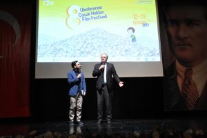 Bursa'da 8. Uluslararası Bursa Çocuk Hakları Film Festivali başladı