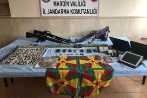 MİT ve jandarmadan 12 adrese eş zamanlı operasyon