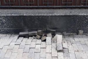 Kiev'deki Rus Büyükelçiliği yakınında patlama