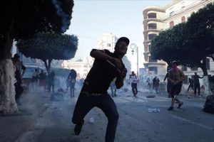'Cezayir'in içinde bulunduğu krizden anayasal çıkış yolu var'
