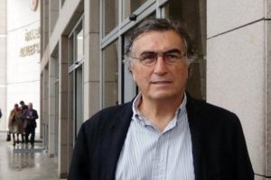 Gazeteci Hasan Cemal'e hapis cezası istemi