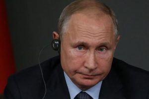 Putin, uzay-füze endüstrisinin geliştirilmesini istedi
