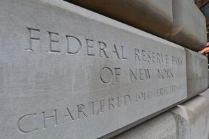Fed: ABD'de ekonomi b&uuml;y&uuml;yor