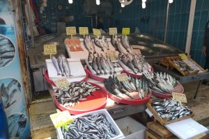 Bursa'da av yasağı nedeniyle tezgahlardaki balık fiyatları yükseldi