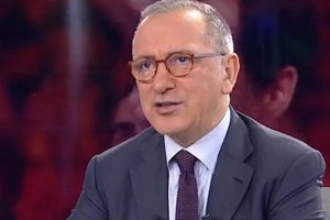 Altaylı'dan H&uuml;rriyet'e 'İmamoğlu' &ccedil;ıkışı: Gazete misiniz, deve kuşu mu?