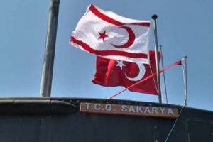 TCG Sakarya Denizaltısı halkın ziyaretine a&ccedil;ıldı