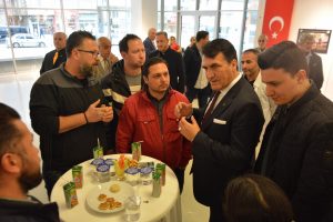 Bursa Osmangazi Belediye Başkanı Dündar tebrikleri toplu kabul etti