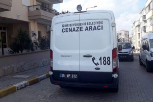 'İşim var' diyerek &ccedil;ıktığı &ccedil;atıdan atlayan kadın &ouml;ld&uuml;