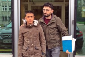 &Ccedil;aldığı muslukları, kilosu 8 liradan satmış