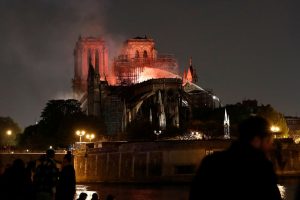 Notre Dame yangınının nedeni belli oldu