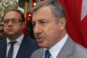 AK Partili &Ouml;zdağ'dan Başkanlık Sistemi eleştirisi: Yanıldım