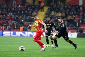 Galatasaray ile Kayserispor karşı karşıya gelecek