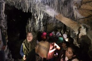 Bursa'da ilk defa mağara gören öğrencilerin büyük şaşkınlığı