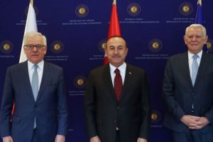Bakan &Ccedil;avuşoğlu'ndan F-35 ve S-400 a&ccedil;ıklaması