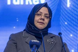 Bakan Sel&ccedil;uk: Yeni keşiflere imza atacağız