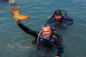 Tarihi Kalei&ccedil;i Yat Limanı'nda deniz dibi temizliği