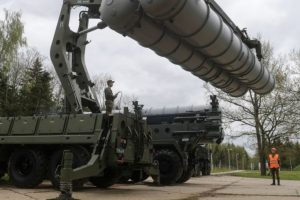 Gruşko: T&uuml;rkiye, S-400 anlaşmasında kararlı