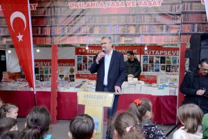 Bursa Karacabey'de Kitap K&uuml;lt&uuml;r ve Y&ouml;resel &Uuml;r&uuml;n G&uuml;nleri başladı