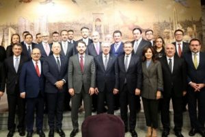 Bakan Albayrak bankacılarla bir araya geldi