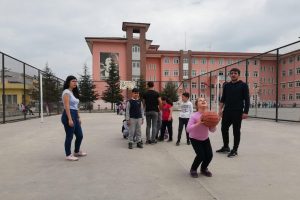 Geleceğin &ccedil;ocukları Bursa'da sporla buluştu