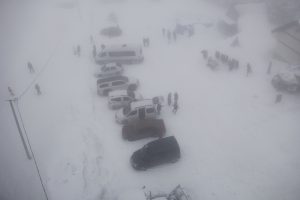Bursa Uludağ'da kar yağışı devam ederse, kayak pistleri açılacak