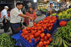 "Sebzede fiyat d&uuml;ş&uuml;şlerinin eli kulağında"