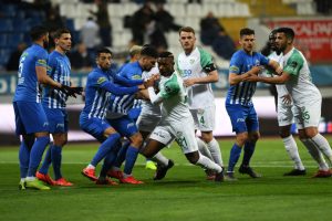 Bursaspor'da g&ouml;zler Akhisarspor ma&ccedil;ında