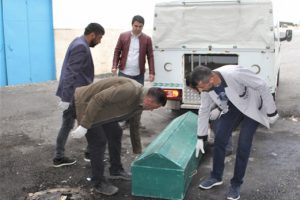 İran sınırında erkek cesedi bulundu