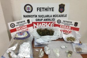 Narkotik ekipler uyuşturucu tacirlerine g&ouml;z a&ccedil;tırmıyor