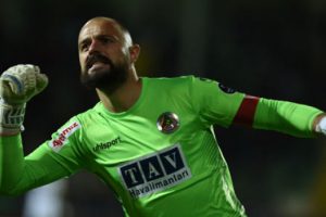 Alanyaspor'dan Fenerbah&ccedil;e'ye "kaleci" g&ouml;ndermesi!