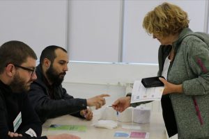 Kuzey Makedonya'da cumhurbaşkanlığı se&ccedil;imi ikinci tura kaldı