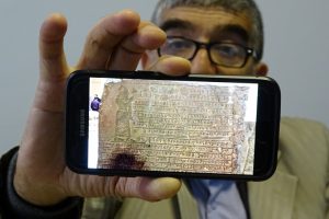 Bursalı tarihçiden dünyada kullanılan alfabelerin atasının Hititlerden geldiği iddiası