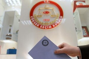 Yapılan itirazlar sonrası g&ouml;zler YSK'da