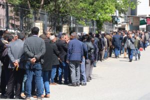 6 aylık işe başvuru kuyruğu